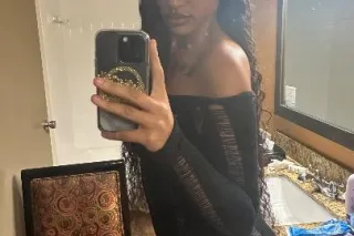 new to town🤍cum play w me dadd... - Image 1