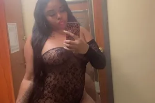 ⚠ ALL THESE ADS ARE FAKEEEEE ⚠ i am 100% REAL 😈 Pretty Face Perfect Body😩🍑 - Image 10