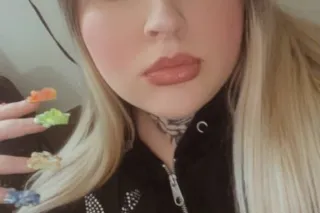 Want me 👉 Sub on FANSLY and DM... - Image 2
