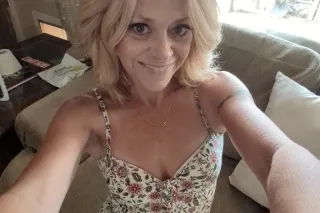 stoner milf in PHX - 49 - Image 2
