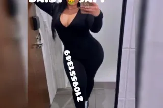 looking for 🤫discreet gentleme... - Image 2