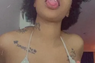 ♀TWO GiRl action🎥 READY TO EXP... - Image 1