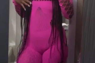 SEXC THICC BROWNSKIN😍😍SLURP GO... - Image 1