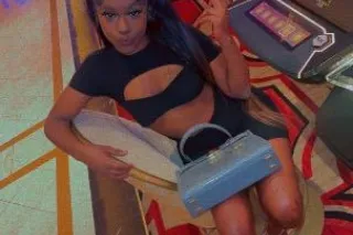 sexy sweet & petite - Image 2