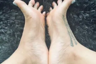 Wilkes-Barre's Finest Footfetish Goddess - Image 6