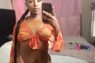 🚨NEW IN TOWN📲 Hottie ALERT🌻💦🌹L... - Image 3
