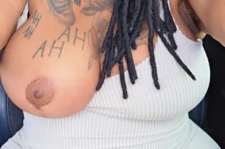 🎉🎁ITS MY BIRTHDAY 🎉 🎁...CREAMER AND SQUIRTER. 420 FRIENDLY. NO RUSH. PRIVATE RESIDENCE. OUT CALLS AVAILABLE TO MY ESTABLISHED REGULARS. - Image 9