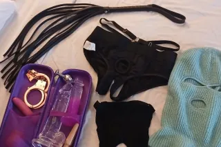 Fetish Queen Outcall Only feet play, pegging, spankings, Humiliation, squirting ETC. - Image 5