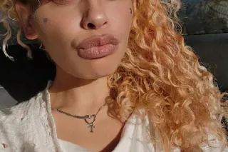 skinny, curvy, gorgeous and unique 1 of 1- shy, wet, petite slimthick body, beautiful face + HONEY EYES+ soft lips...💅🏽🧚🏽 - Image 12