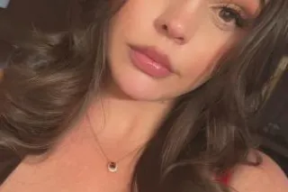 Beautiful, Grown and Sexy - Image 3