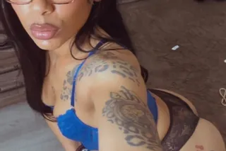 🌸 AVAILABLE NOW👀 ALL NATURAL B... - Image 1