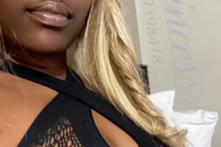 ♡ Bombshell Ebony ♡ In Call ON... - Image 1