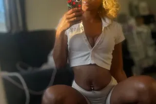 🍑👅🍆💦😻$$ QV OUTCALLS SPECIALS OLDER MATURE FRIENDLY,AA FRIENDLY $$ Tight , Fat Pussy , DEEP THROAT & Squirter 💦💦👅🍑🍆 - Image 8