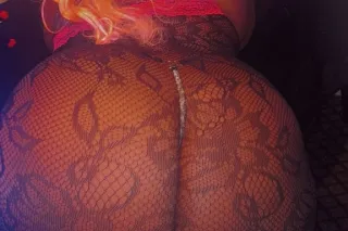 *HOT CHOCOLATE KISSES 💋 AVAILA... - Image 4