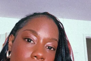 sweet & petite , here for a go... - Image 2