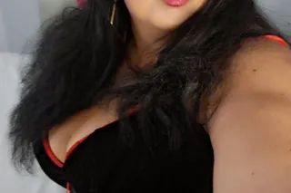 🥰😍🤩😈👿👹👺hola mis amores❣♥💔🫦👄 - Image 1