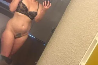 Ready to suck you 🥰🤪Tune your ... - Image 4