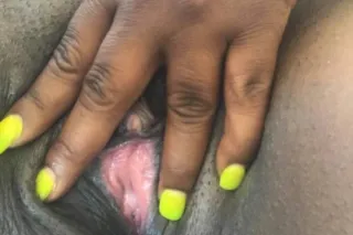 Come Bend This Ass Over and Make This Fat MF squirt🍑💦 - Image 6