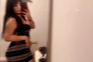 (Rare) foreign 4'11 latina , n... - Image 3