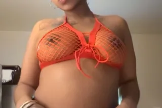 🤩🍍💥💦Sexy Sweet Slim Thick Lati... - Image 1