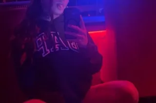 Come Enjoy a Good Time With Me... - Image 4