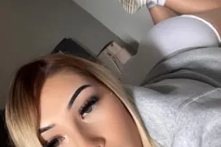 FACETIME shows ready !! Best H... - Image 2