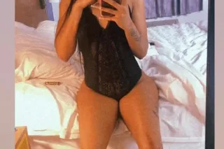 Im up rn bby 💋 wet lips * pret... - Image 2