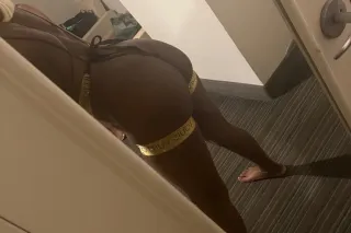 hey daddy im looking to have s... - Image 3