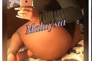 Hablos espanol Big Booty 🍑 Gre... - Image 1