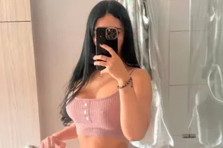 sexy latina blanquita nueva en... - Image 1