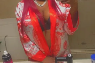 Head Dr.... at your service 😘 ... - Image 4