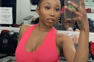UPSCALE CALI GIRL IN TOWN ✨ - ... - Image 4