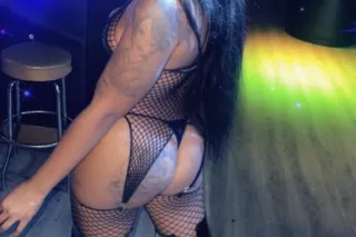 New to the city .. Be nice to ... - Image 2