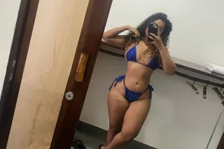 hermosa latina en busca de hom... - Image 3