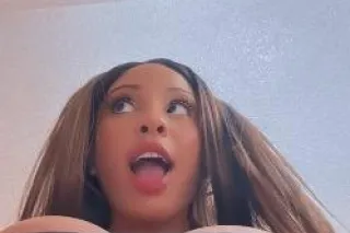 ⭐🚨 RUSSIAN & TRINIDADIAN BUSTY BABE 🚨⭐ - Image 4