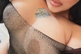 Beautiful Brazilian Bianca Visiting - Image 10