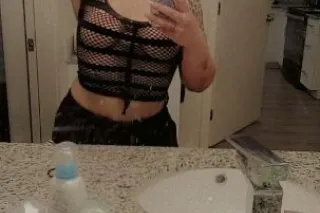 EXCLUSIVE NEW CONTENT !! thick sexy bombshell⭐ FIVE STAR PROVIDER ⭐exotic goddess💦juicy soft booty🍑 AVAILABLE NOW🤍 incall outcall carfun - Image 1