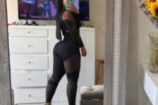 Disponible para ti papi! 💋 - 2... - Image 1