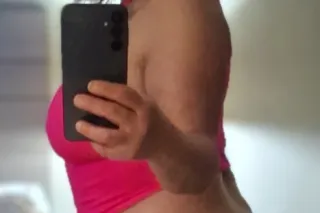 **MILF, LATINA,PETITE,DISCREET... - Image 1