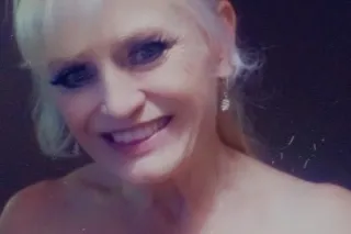 Sexy Milf Diamond - 58 - Image 2