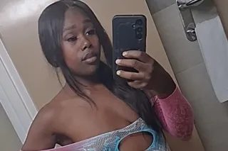 😜😋😻 missin out - 27 - Image 1