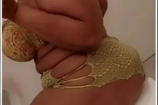 Pleasure Princess Ariel , your curvy wet Dream - Image 3