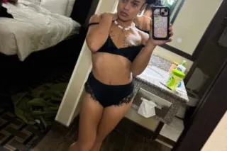 Petite asian mix puerto rican 💋🥰 - Image 2