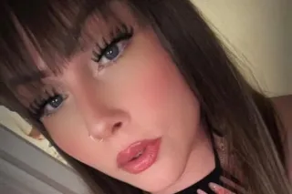 New in Town 😘 - 26 - Image 1
