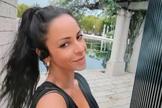 Internacional Porno Model in Miami beach. - Image 6