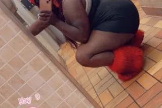 doing deals today only outcall only - Image 6