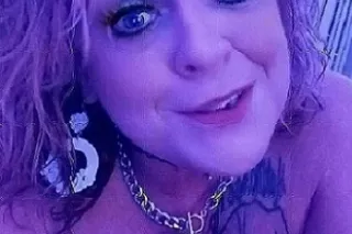 Mature Step Mom Available | In... - Image 3