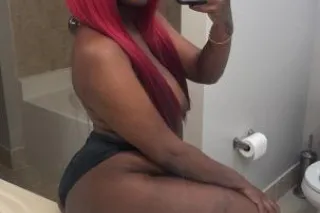 come get fucked by wynter 💦💦 -... - Image 3