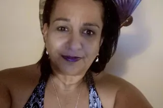sexy latina - 50 - Image 2