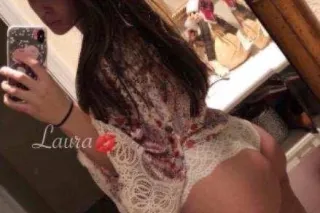 Laura Latin Filipina babe HOTT... - Image 2